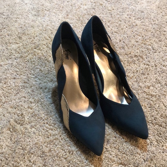 FIONI Clothing Shoes - Fioni Heels Dark Green Patent Pointed Toe Heels